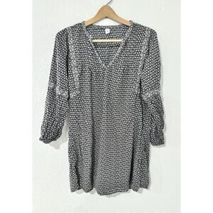 Old Navy Womens Pullover Blouse Floral Black and White Long Sleeve Pettie Medium